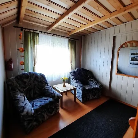 Kanadyjka Pokoje Goscinne *